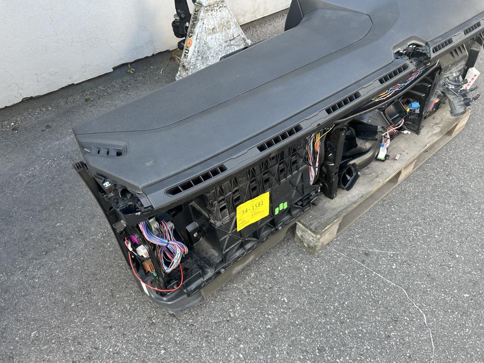 Dashboard set 2255718 Scania R II 2019