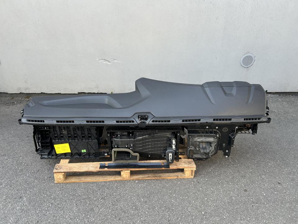 Dashboard set 2086508 Scania R II 2024