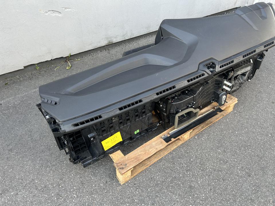 Dashboard set 2086508 Scania R II 2024