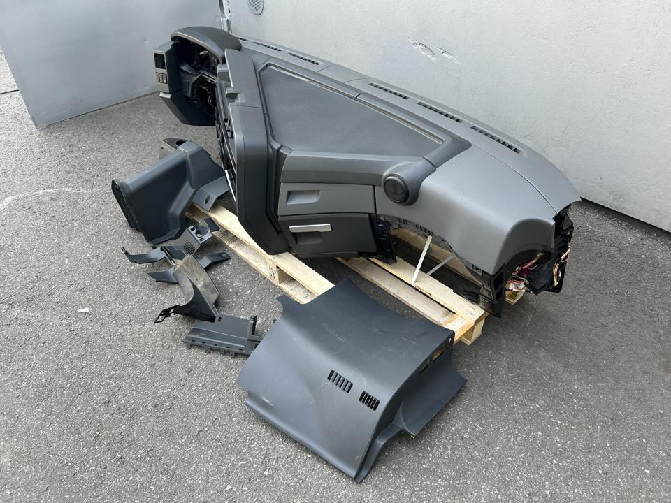 Комплект панелей 7424048887 Renault Trucks T 2022