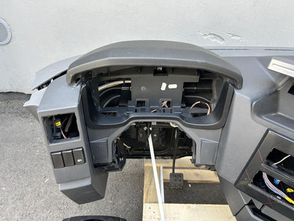 Комплект панелей 7424048887 Renault Trucks T 2022