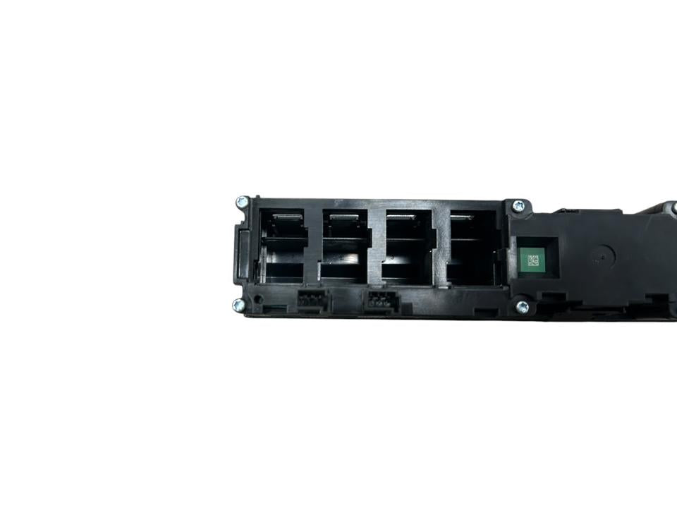 Jungikliai kabinoje A9605401401 Mercedes-Benz Trucks ACTROS MP4 / MP5 2022