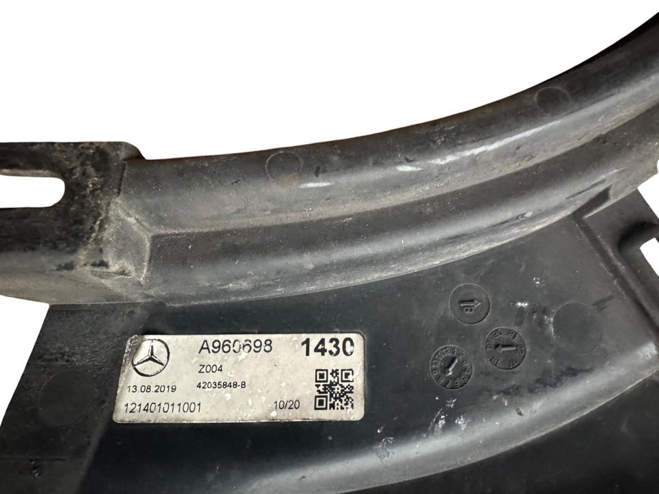 Пластиковая отделка A9606981430 Mercedes-Benz Trucks ACTROS MP4 / MP5 2018