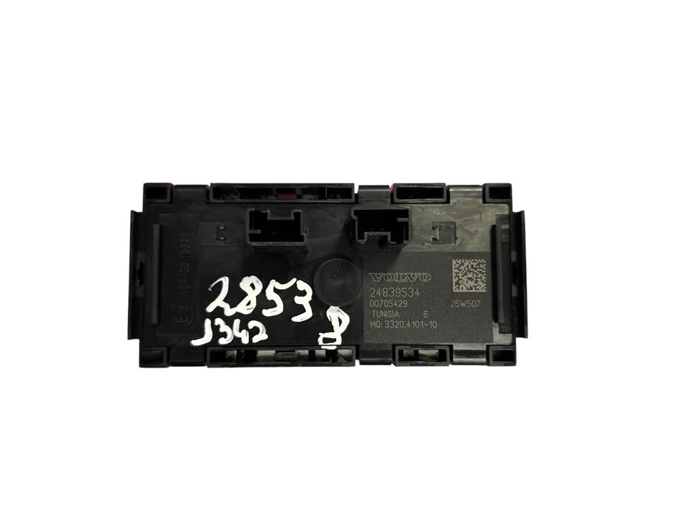 Переключатели в салоне 24839534 Volvo Trucks FH III 2026