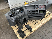 Dashboard set Renault Trucks T 2022