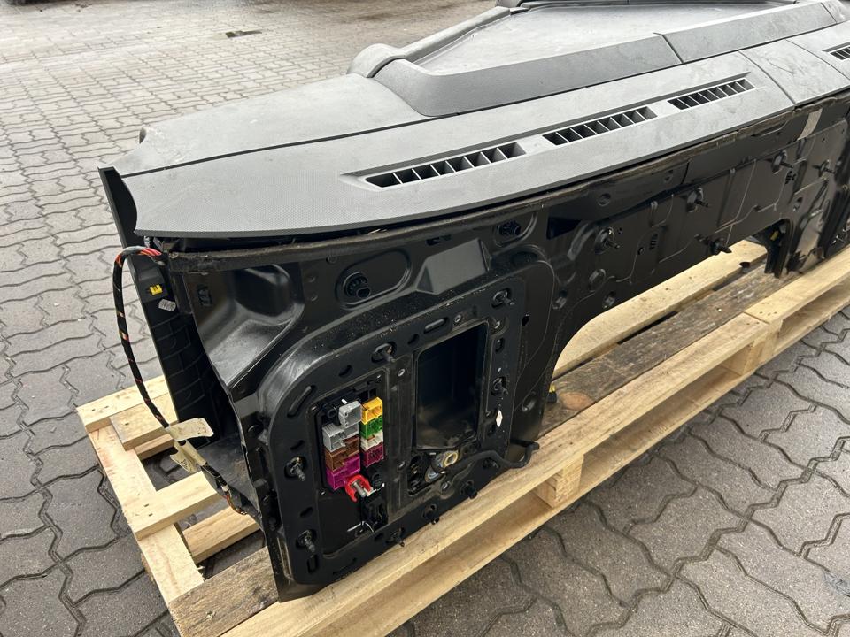 Комплект панелей Renault Trucks T 2022