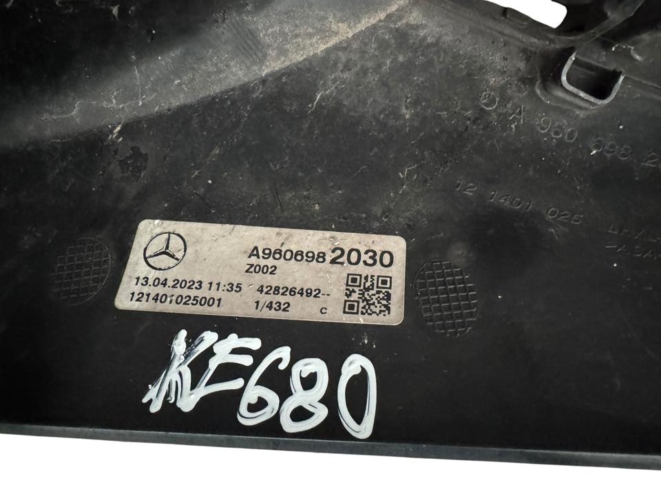Пластиковая отделка A9606982030 Mercedes-Benz Trucks ACTROS MP4 / MP5 2018