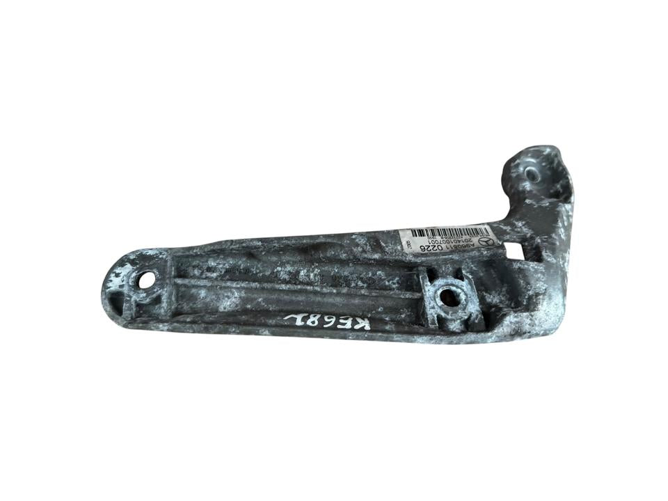 Кронштейн камеры заднего вида A9608110226 Mercedes-Benz Trucks ACTROS MP4 / MP5 2023