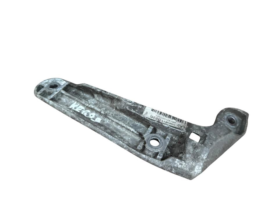 Кронштейн камеры заднего вида A9608110226 Mercedes-Benz Trucks ACTROS MP4 / MP5 2023