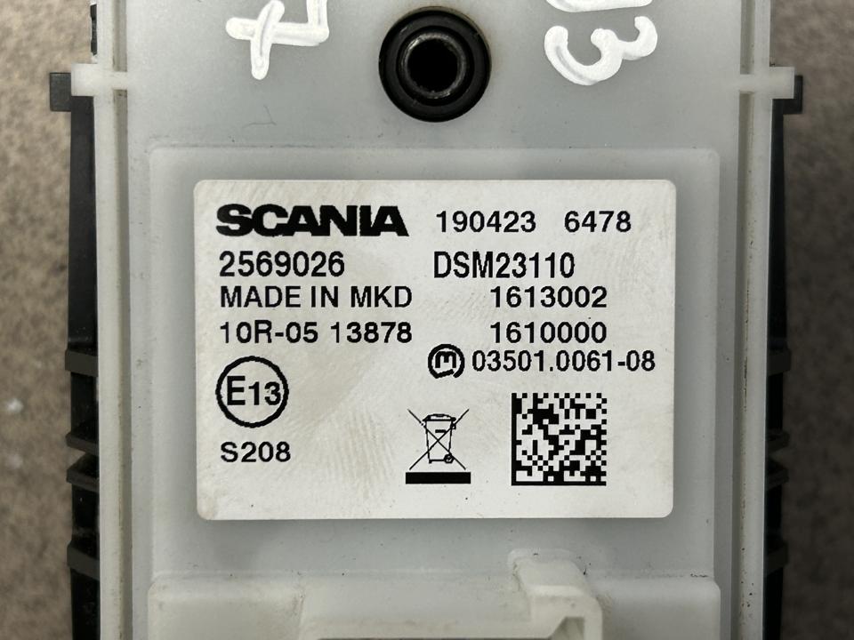 Lango pakėlimo jungiklis 2569026 Scania R II 2019