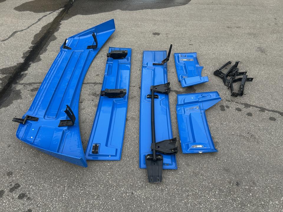 Cabin spoilers set A9607902344 BigSpace Mercedes-Benz Trucks ACTROS MP4 / MP5 2018