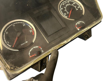 Instrument cluster 2303197 UK Scania R I 2015