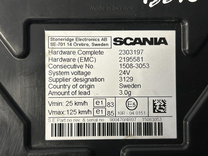 Instrument cluster 2303197 UK Scania R I 2015
