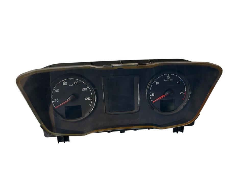 Панель приборов 2717540 Scania R II 2019