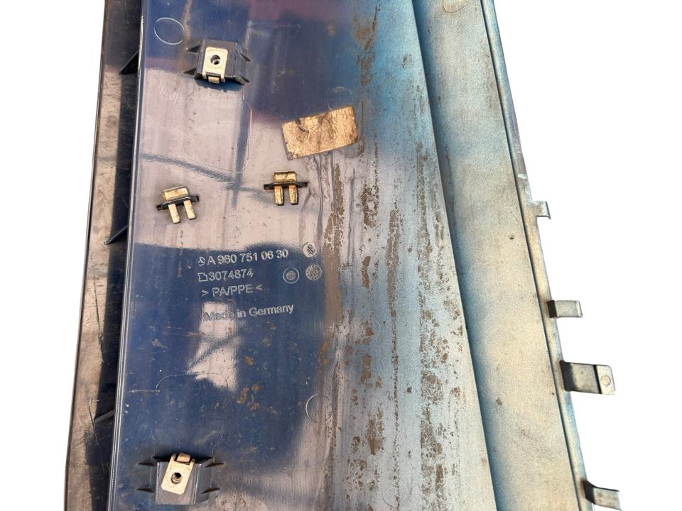 Cabin corner A9607510630 Mercedes-Benz Trucks ACTROS MP4 / MP5 2018 Left
