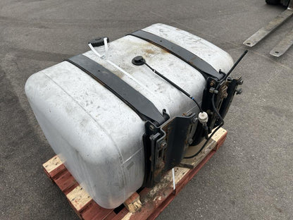 Kuro bakas A9604704303 480L Mercedes-Benz Trucks ACTROS MP4 / MP5 2019