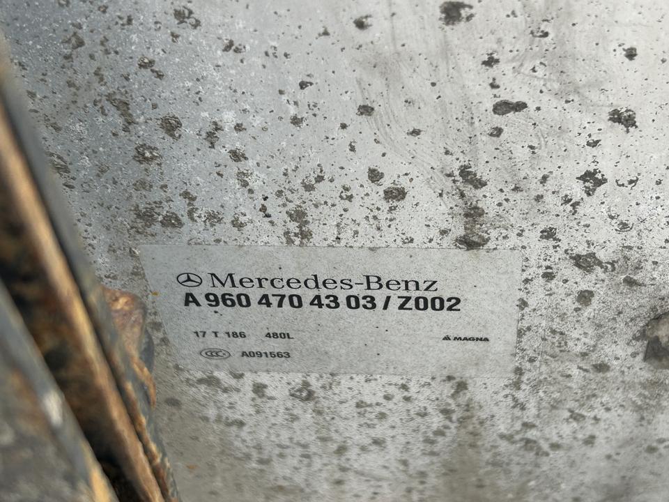 Kuro bakas A9604704303 480L Mercedes-Benz Trucks ACTROS MP4 / MP5 2019