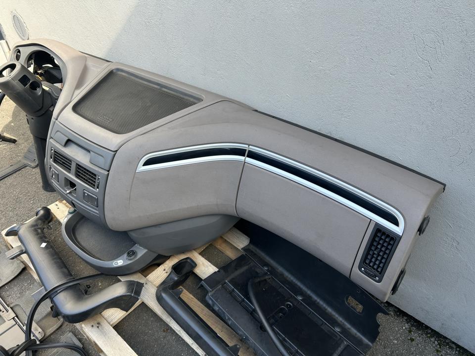 Комплект панелей 1976609 DAF XF 2017