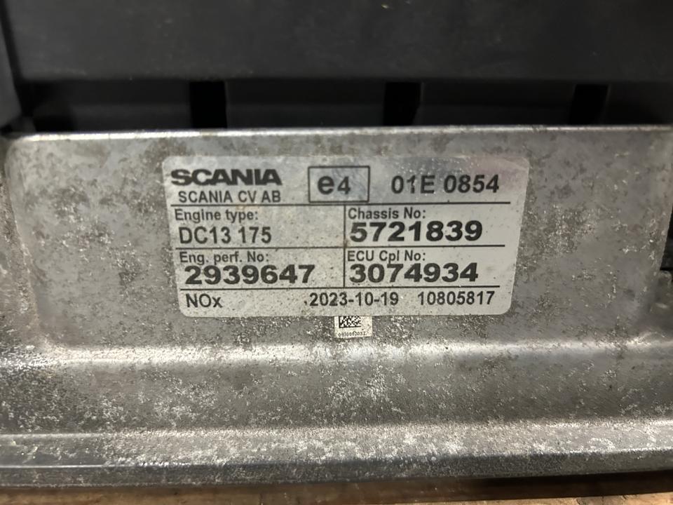 Užvedimo komplektas 2490775 DC13 175 Scania R II 2024