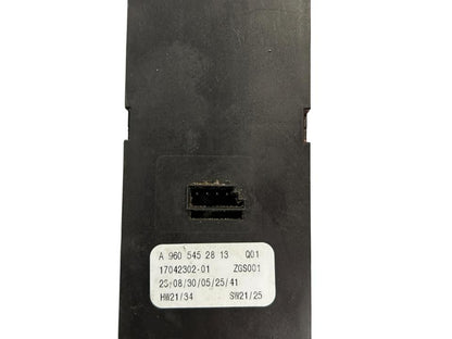 Переключатель подъема окна A9605452813 Mercedes-Benz Trucks ACTROS MP4 / MP5 2023