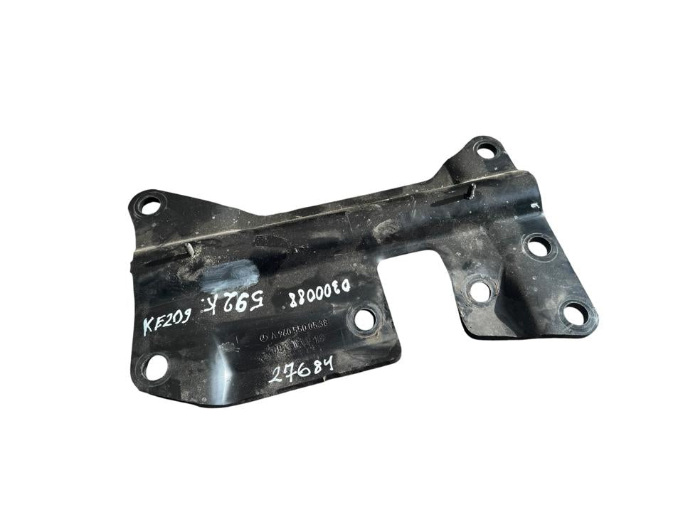 Cab tilting cylinder bracket A9605500538 Mercedes-Benz Trucks ACTROS MP4 / MP5 2018