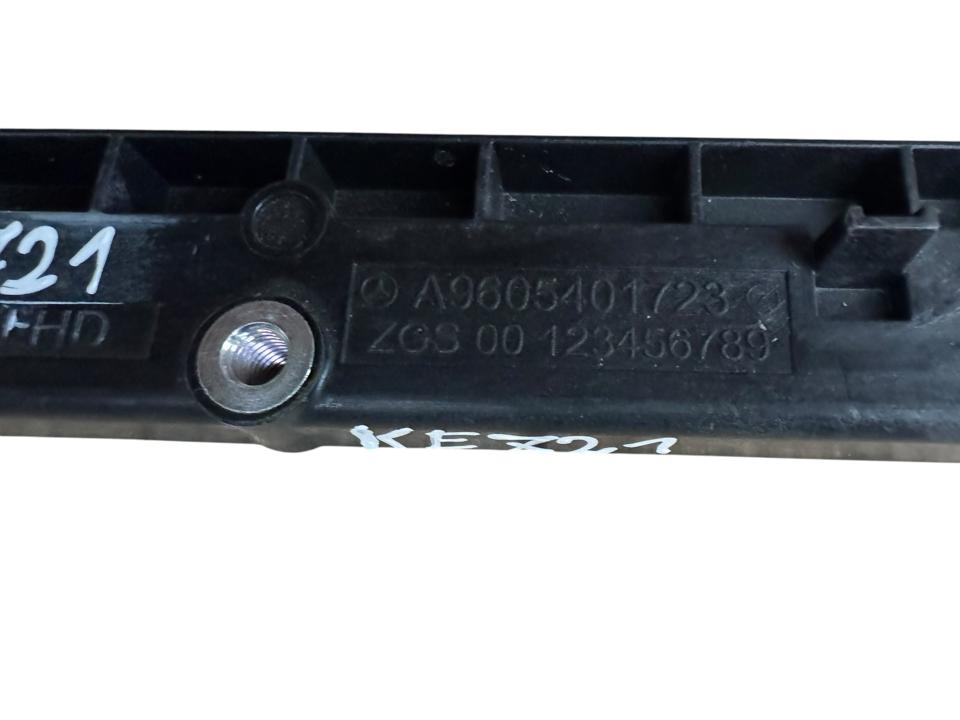 Крышка блока предохранителей A9605401723 Mercedes-Benz Trucks ACTROS MP4 / MP5 2018
