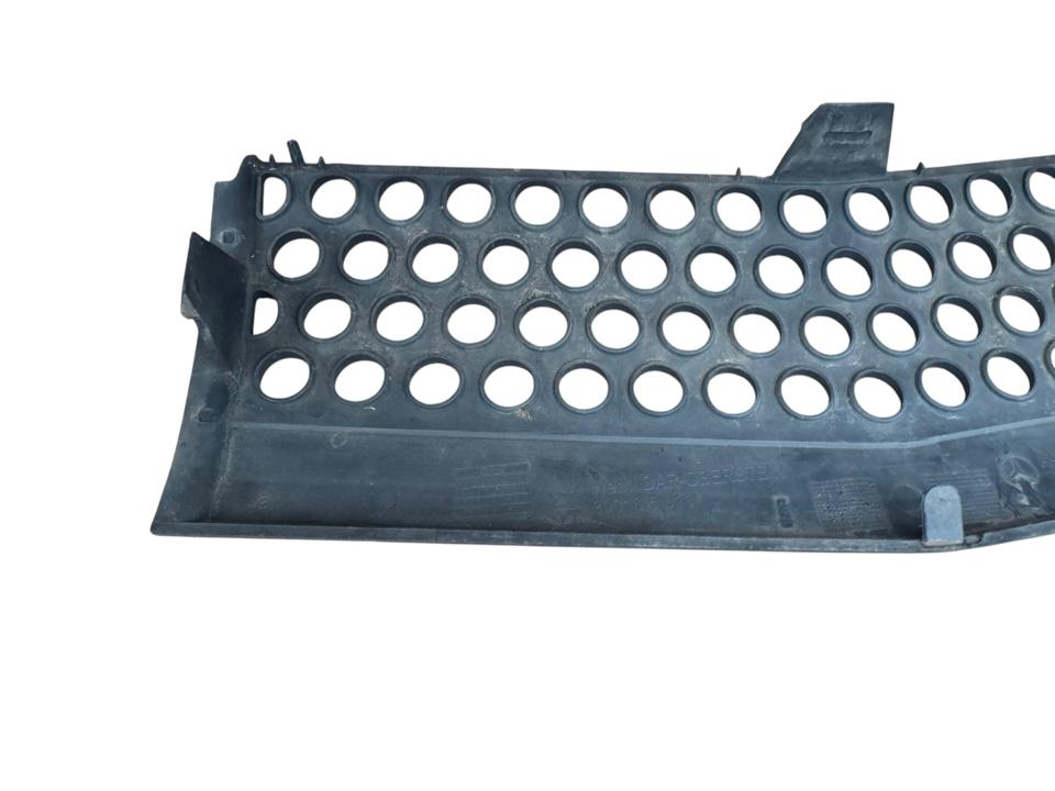 Plastikinė apdaila A9608850153 Mercedes-Benz Trucks ACTROS MP4 / MP5 2018