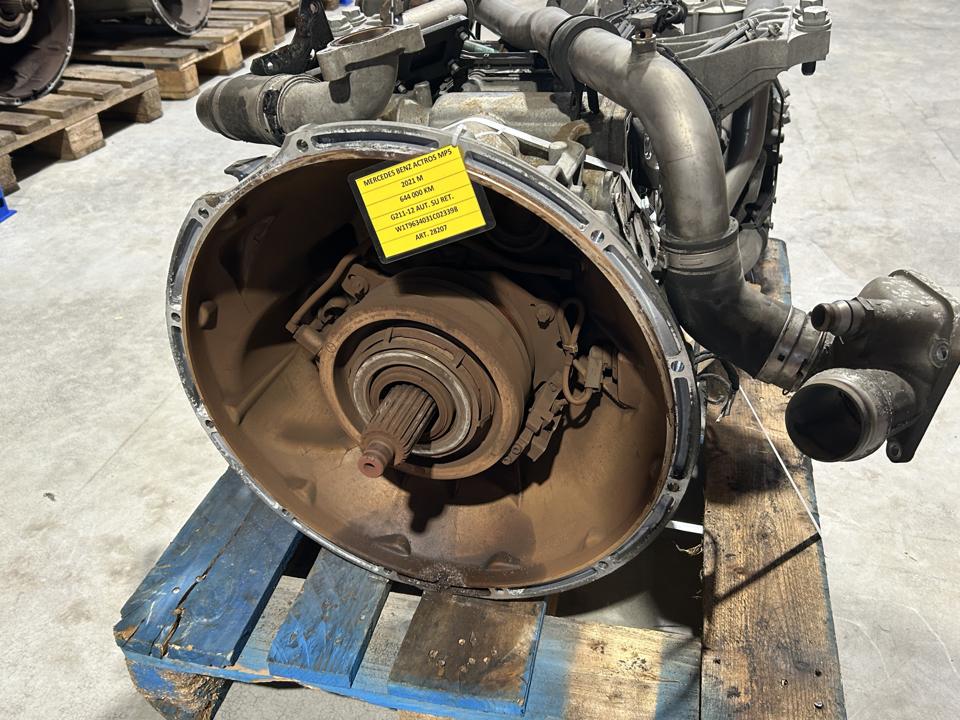 Pavarų dėžė A9602610801 G211-12 Mercedes-Benz Trucks ACTROS MP4 / MP5 2021 Su retarderiu