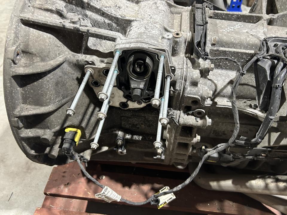 Полная коробка передач A9604308095 G281-12 Mercedes-Benz Trucks ACTROS MP4 / MP5 2019 С ретардером