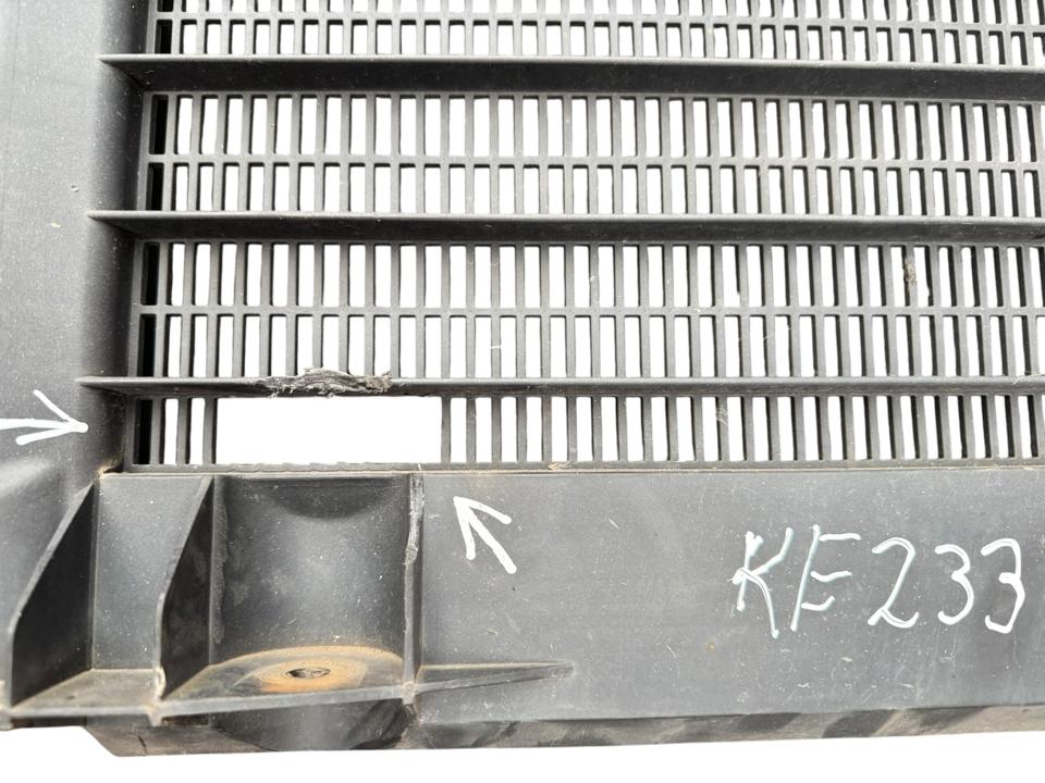 Radiator grille A9605002316 Mercedes-Benz Trucks ACTROS MP4 / MP5 2017