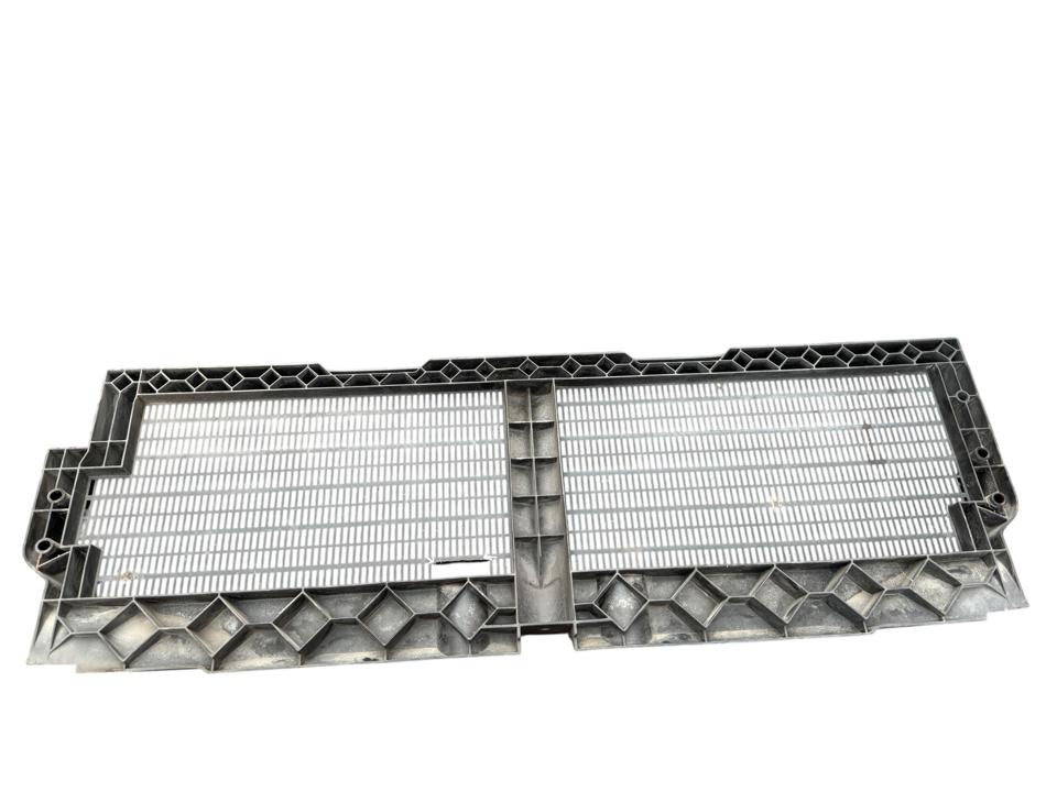 Radiator grille A9605002316 Mercedes-Benz Trucks ACTROS MP4 / MP5 2017