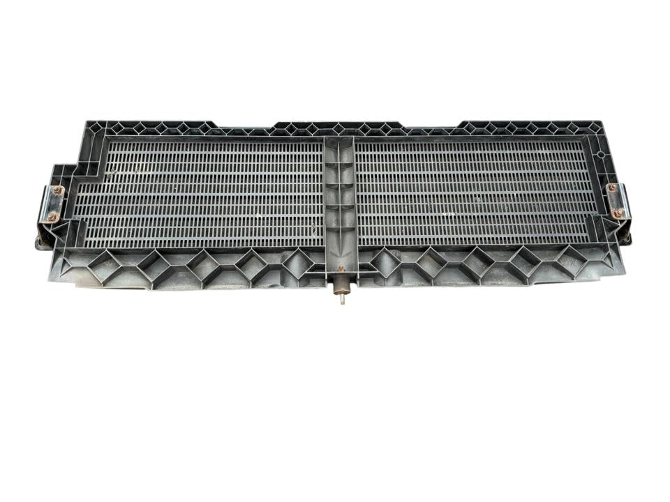 Radiator grille A9605002316 Mercedes-Benz Trucks ACTROS MP4 / MP5 2017