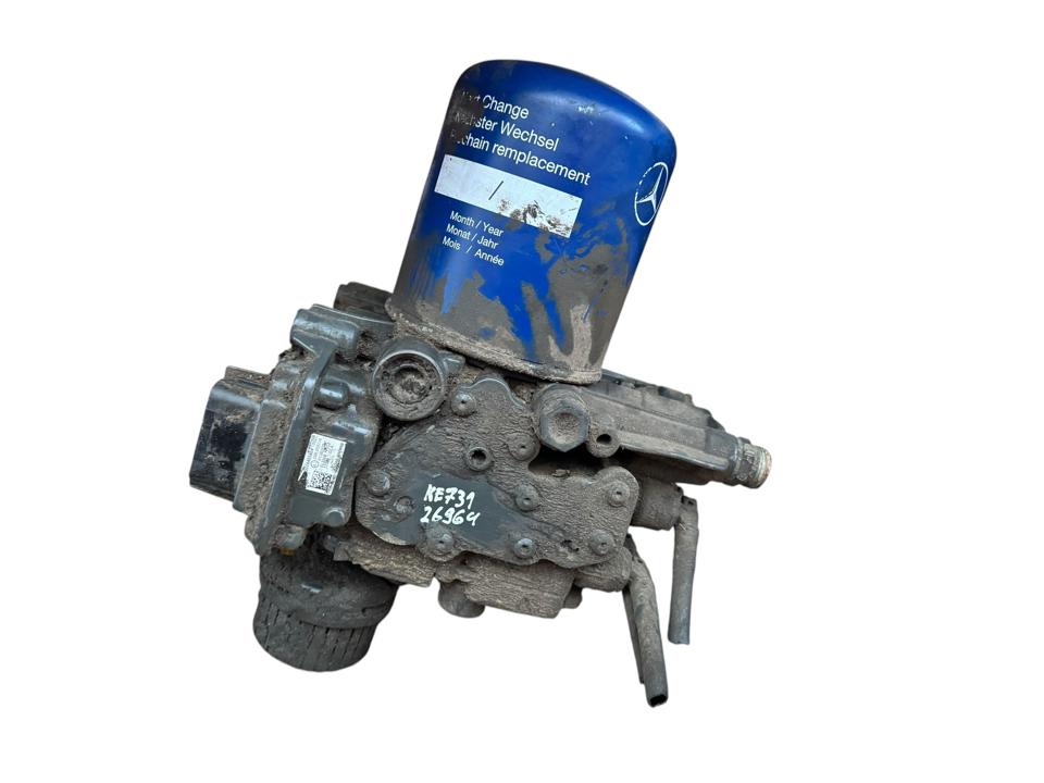 Air dryer A0014465464 Mercedes-Benz Trucks ACTROS MP4 / MP5 2018