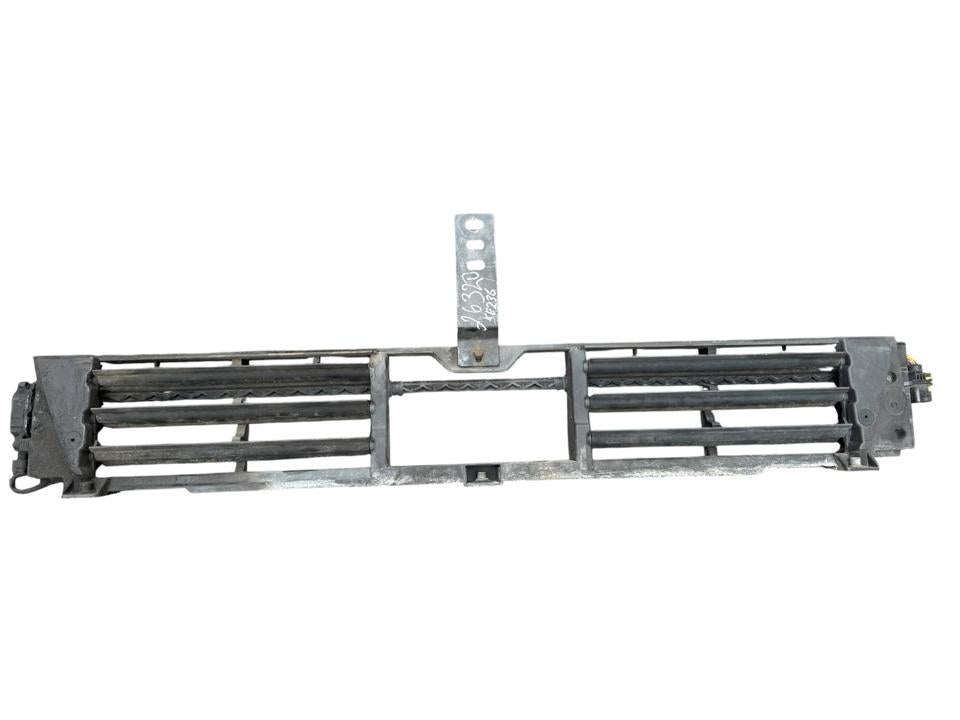 Radiator grille A9605001816 Mercedes-Benz Trucks ACTROS MP4 / MP5 2017
