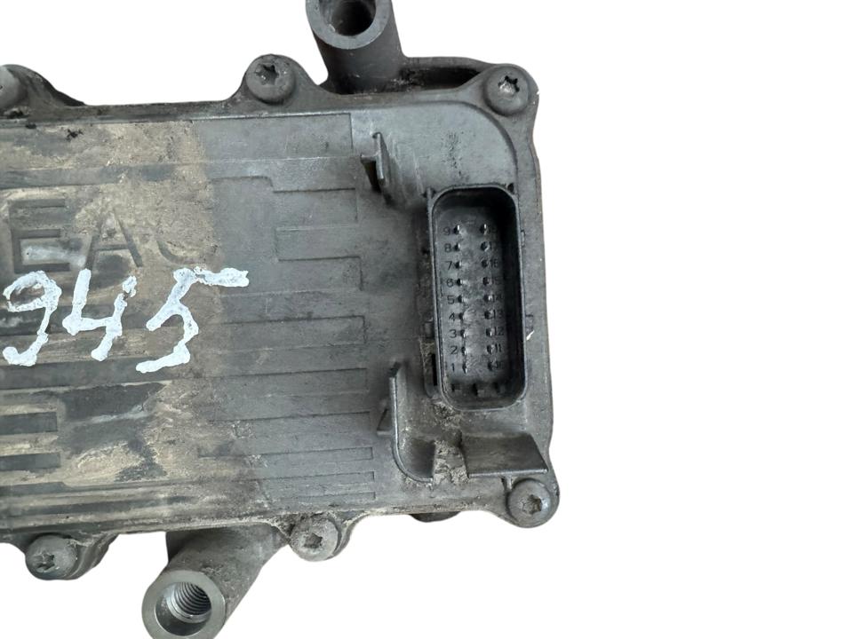 Air dryer A0024461864 Mercedes-Benz Trucks ACTROS MP4 / MP5 2020