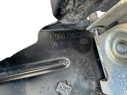 Daiktadėžės spyna A9607550461 Mercedes-Benz Trucks ACTROS MP4 / MP5 2018