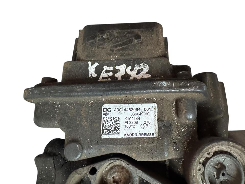 Осушитель A0014462064 Mercedes-Benz Trucks ACTROS MP4 / MP5 2018