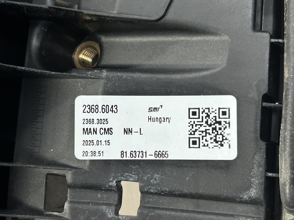 Monitor holder bracket 81637316665 MAN Trucks TGX II 2025