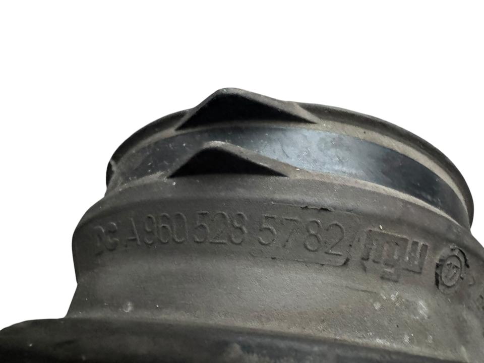 Air intake hose A9605285782 Mercedes-Benz Trucks ACTROS MP4 / MP5 2018