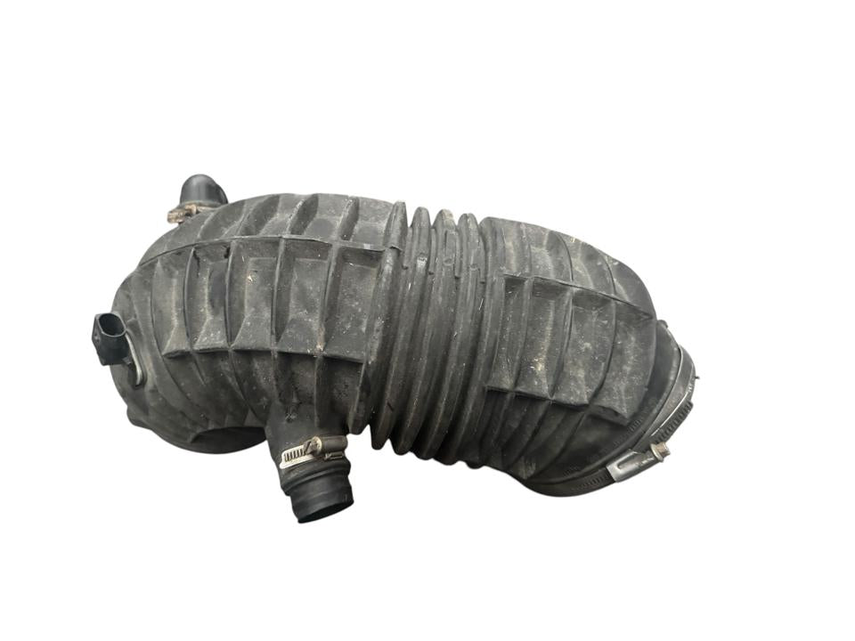 Air intake hose A9605284582 Mercedes-Benz Trucks ACTROS MP4 / MP5 2018