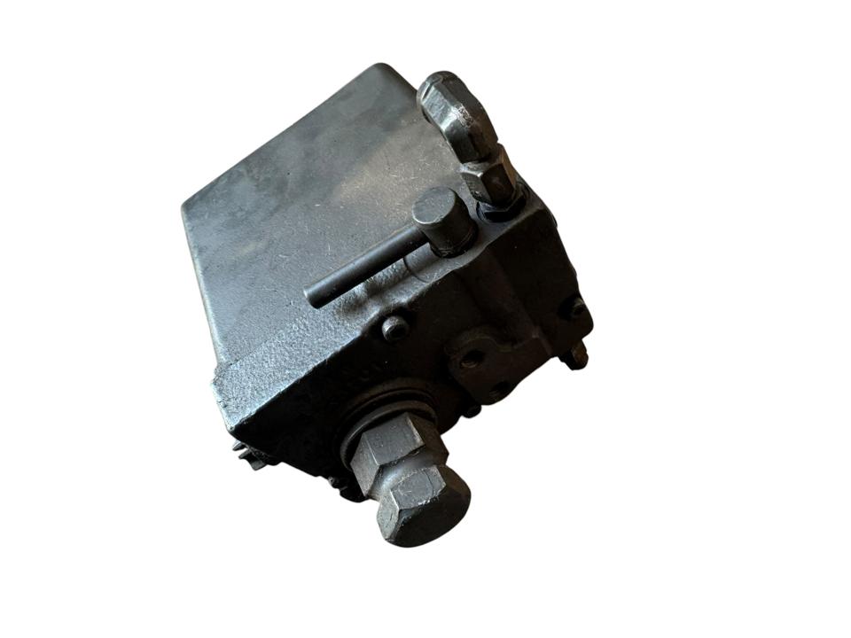 Насос опрокидывания кабины A9605530001 Mercedes-Benz Trucks ACTROS MP4 / MP5 2020
