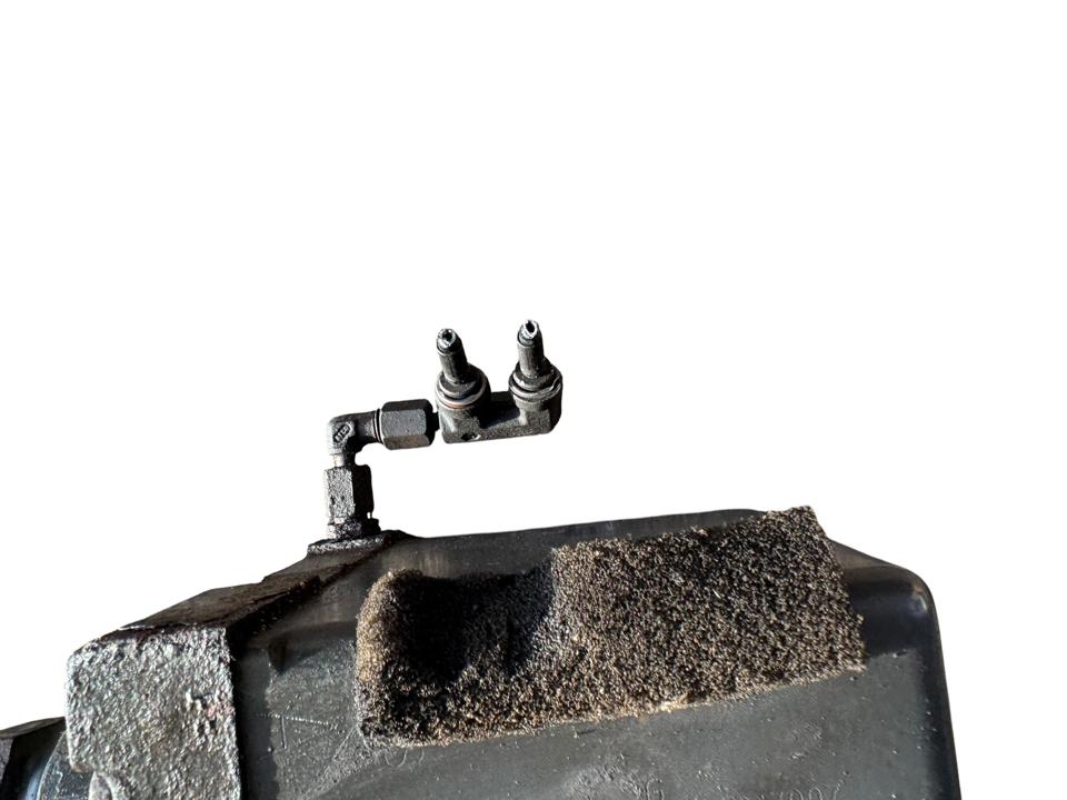 Cab tilting pump A9605530001 Mercedes-Benz Trucks ACTROS MP4 / MP5 2015
