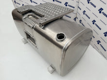 Naujas aliuminis kuro bakas Volvo / Renault 550L 710x690x1420 su laiptais