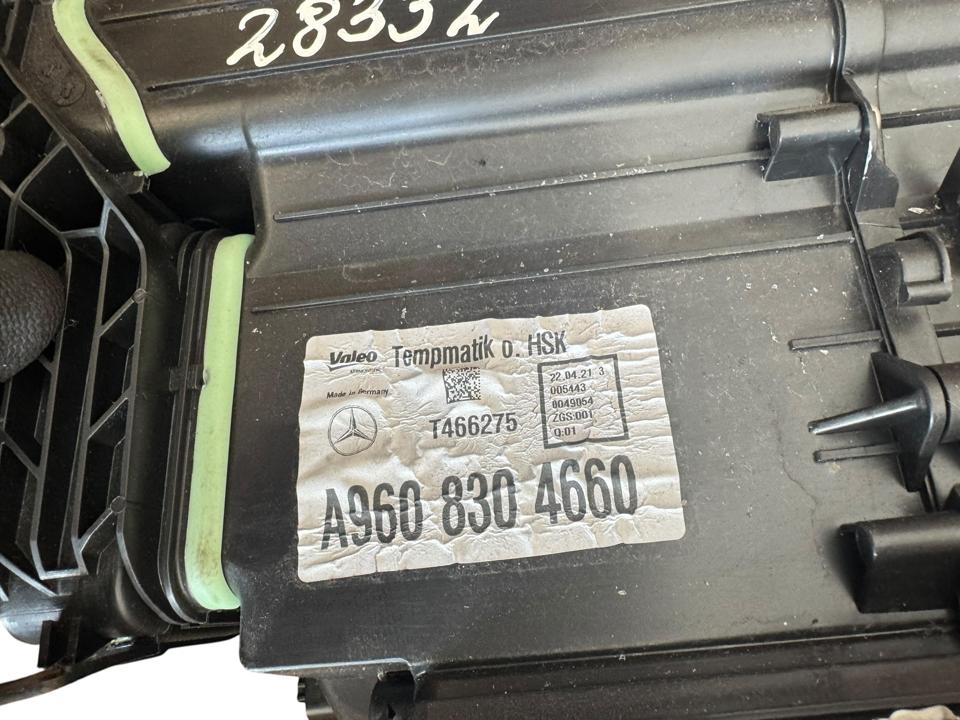 Дополнительный отопитель A9608304660 Mercedes-Benz Trucks ACTROS MP4 / MP5 2021
