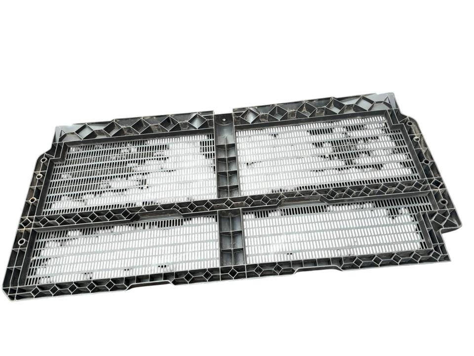 Radiator grille A9605002416 Mercedes-Benz Trucks ACTROS MP4 / MP5 2018