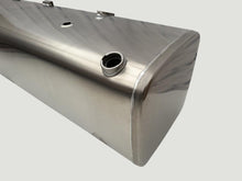 NEW DAF 950L fuel tank with steps 700x700x2180
