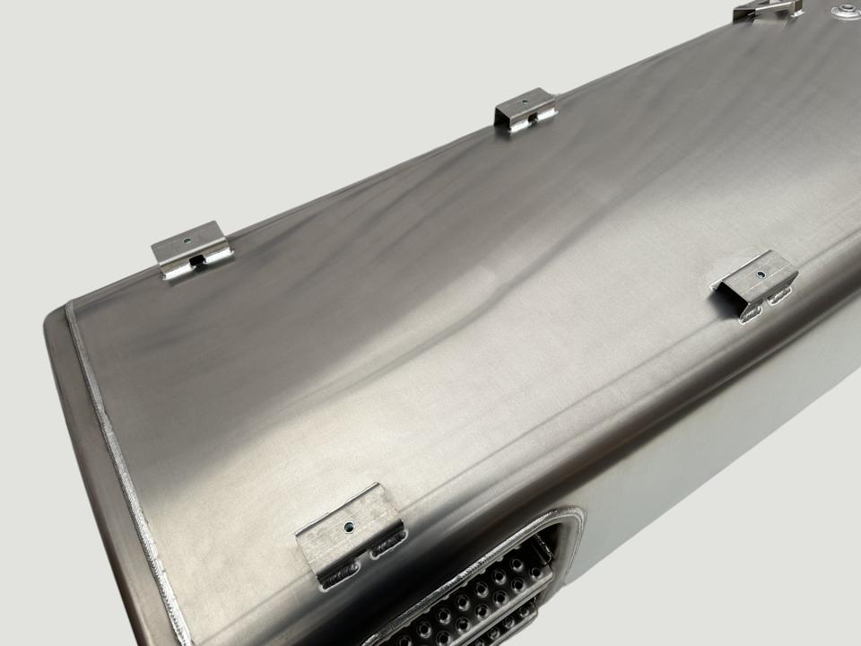 НОВЫЙ DAF 995L топливный бак 700x700x2270 с ступенями