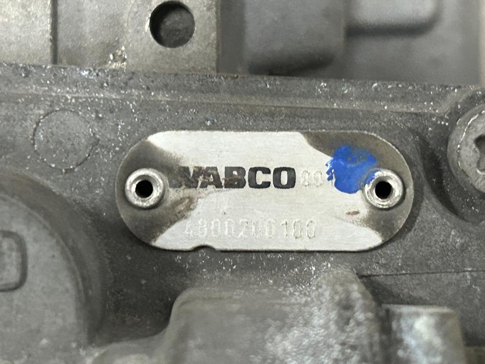 Main brake valve 4800200100 EBS Iveco Trucks STRALIS II 2013