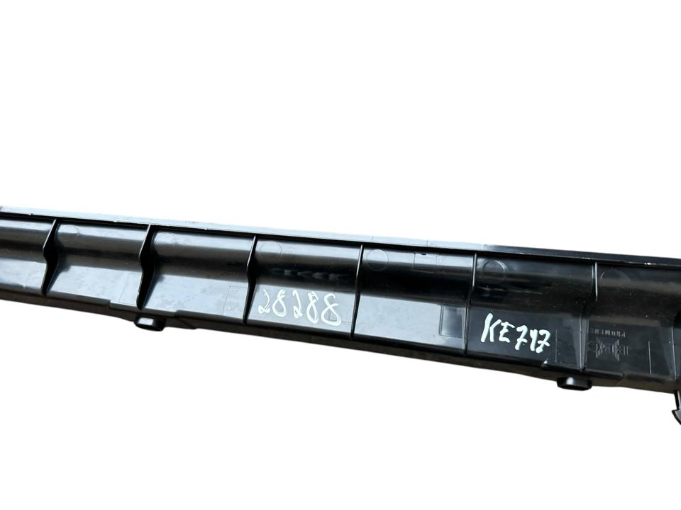 Plastikinė apdaila A9606952657 Mercedes-Benz Trucks ACTROS MP4 / MP5 2019