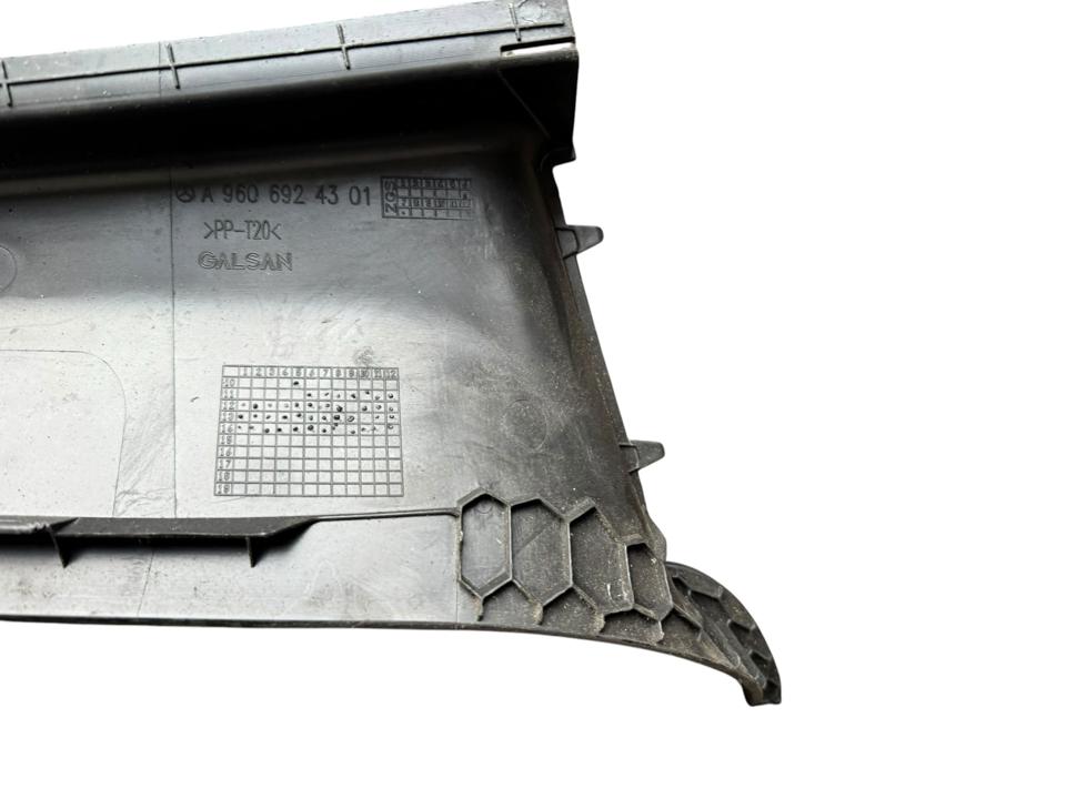 Plastikinė apdaila A9606924301 Mercedes-Benz Trucks ACTROS MP4 / MP5 2018